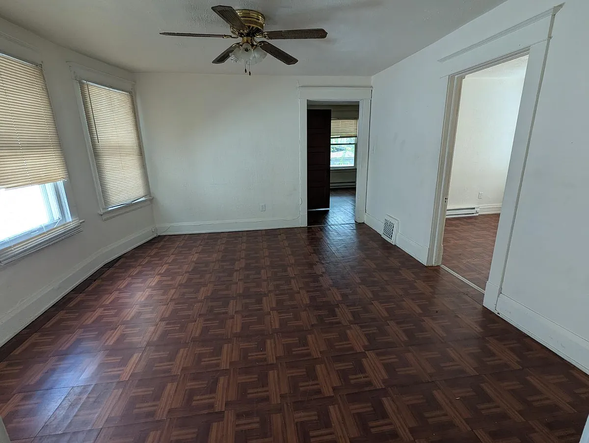 Building Photo - 1048 Norwood Ave
