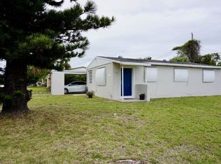 2001 Upland Rd, West Palm Beach, FL 33409