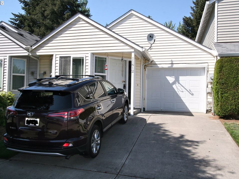 1st image of 11612 NE 32nd St