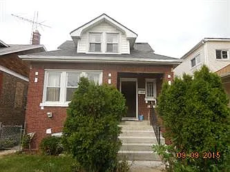 2452 N Rutherford Ave photo 1