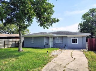 2821 1st Ave N, Texas City, TX 77590