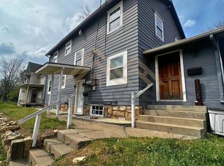 1305 SW Clay St #2, Topeka, KS 66604