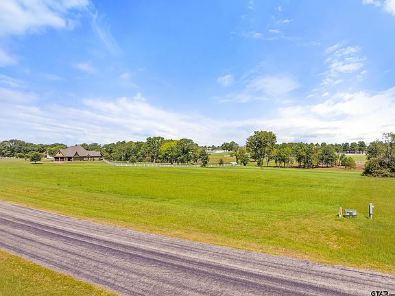 2nd image of 23050 Bridle View Dr
