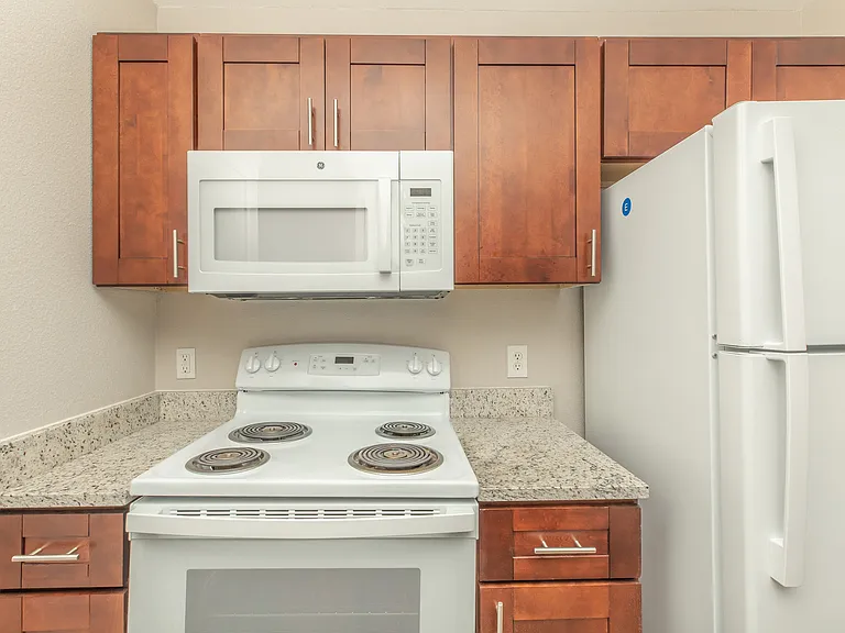 Modern Kitchen at Sierra Royale Apartments in Robstown, TX