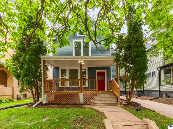 806 N 39th St, Omaha, NE 68131