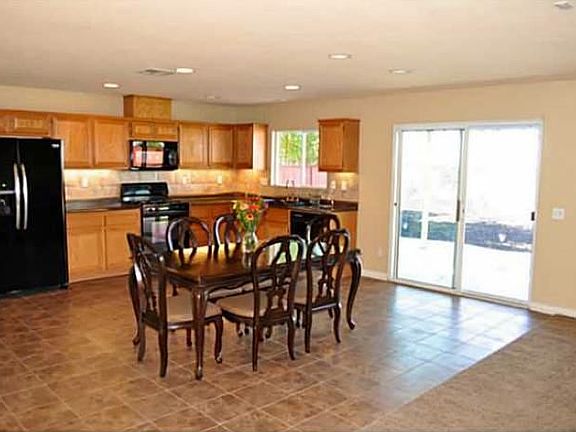 3rd image of 4777 Lemat Pl