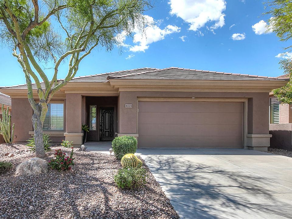 1st image of 41204 N Prestancia Dr