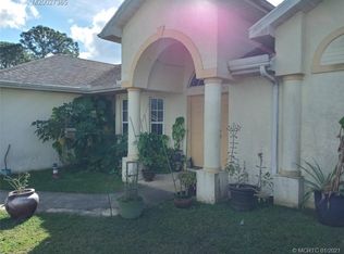 2266 SW Elmwood Ave, Port Saint Lucie, FL 34953