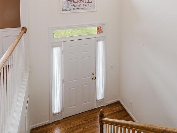 4th image of 209 Camellia Dr