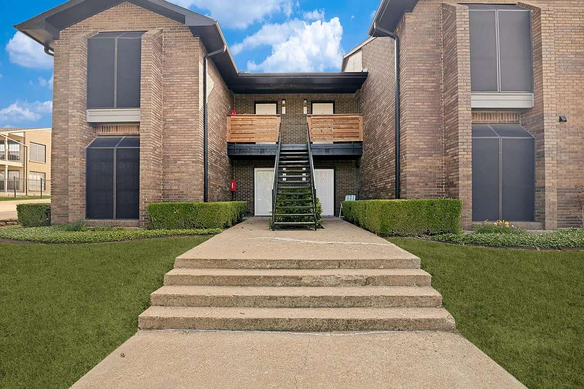Building Photo - 4420 Chaha Rd #201
