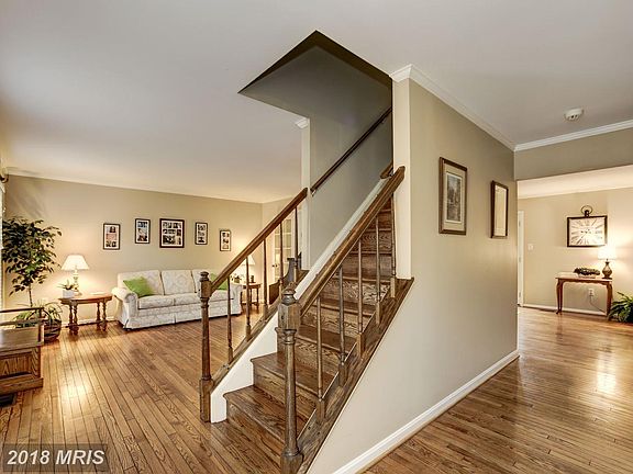 2nd image of 12937 Montpelier Ct