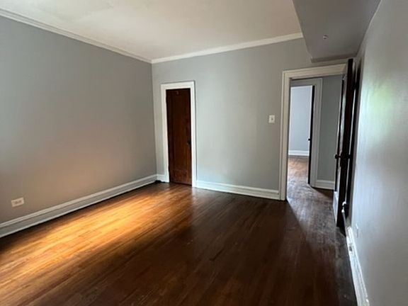 5th image of 8038 S Maryland Ave #2