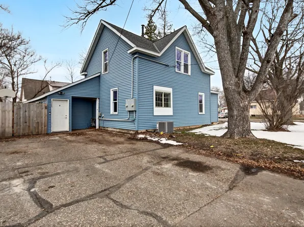 1902 3rd St N, Saint Cloud, MN 56303