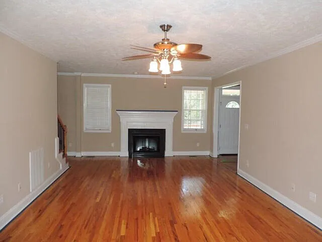 1476 Knob Hill Cir — Photo 3