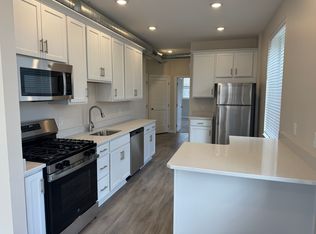 12 Jacksonia St APT 3, Pittsburgh, PA 15212