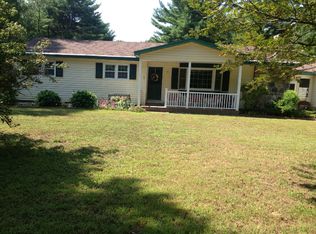 45 Potter Rd, Gansevoort, NY 12831