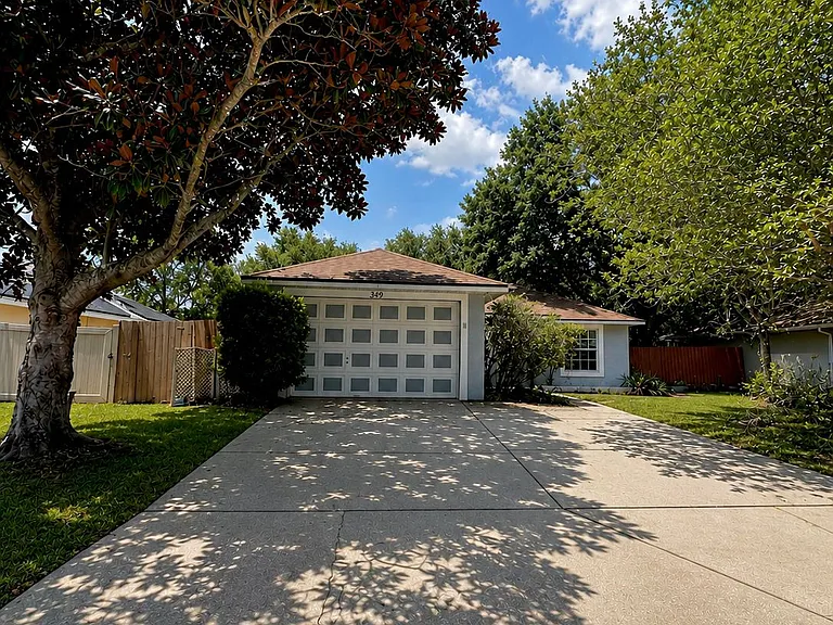 349 Walpole Loop — Photo 1