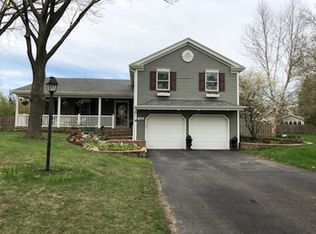 943 Bluestem Ln, Batavia, IL