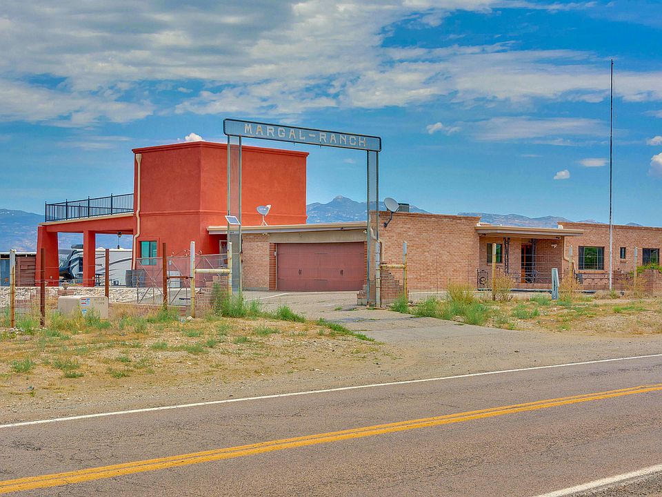 1st image of 3501 E Calle Agassiz