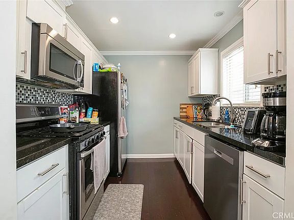 4th image of 617 E Angeleno Ave #36
