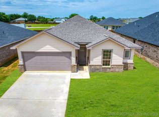 1193 Wild Indigo Cir, Calera, OK 74730