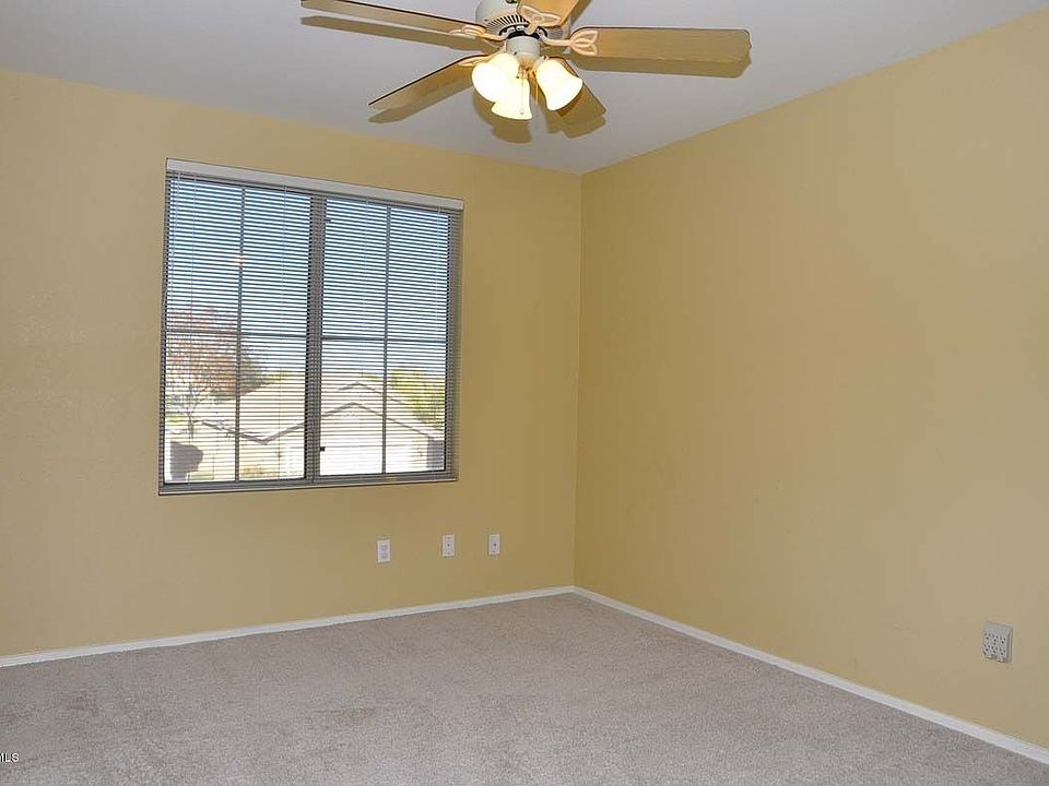 1st image of 14727 W Willow Ln