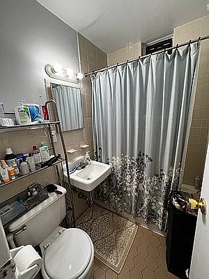 5th image of 217 E 33rd St #2F
