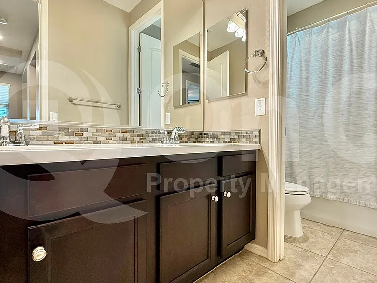 4527 E Skousen St — Photo 20