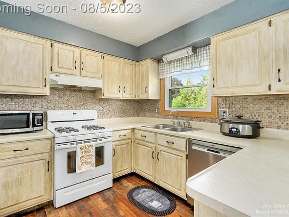 4th image of 5174 Westgate Pl