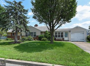 1920 Fulmer St, Philadelphia, PA 19115