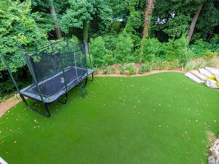 91 Park Cir NE — Photo 11