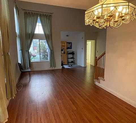 5th image of 7848 Pineville Cir