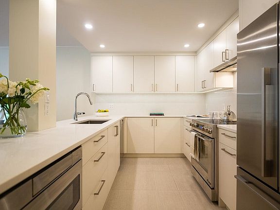 5th image of 4900 Cartier St #311