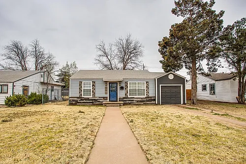 3617 32nd St Photo 1
