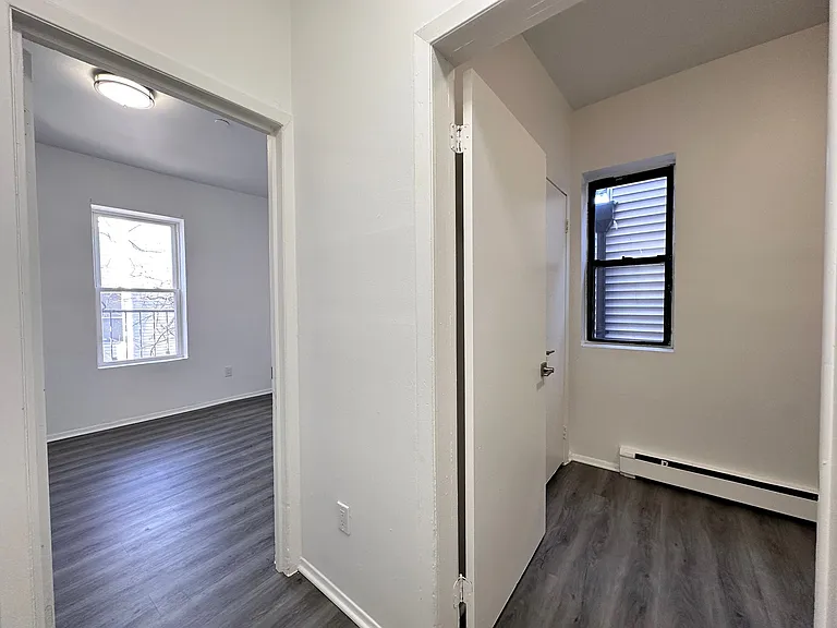 337 Randolph Ave #5E — Photo 8