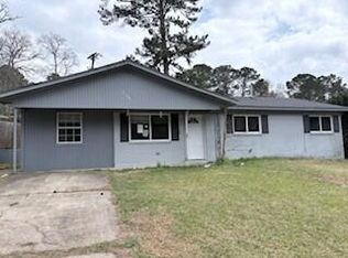 216 Magnolia St, New Llano, LA 71461