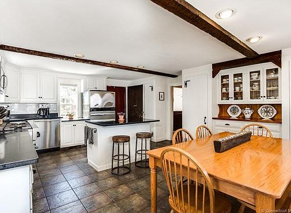 Lovely built in and island ...