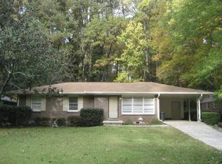 795 Crockett Ct, Decatur, GA 30033