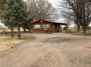 13 La Entrada Rd, Los Lunas, NM 87031