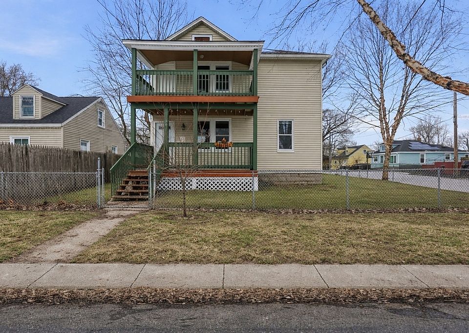 1st image of 34 Savoy Ave