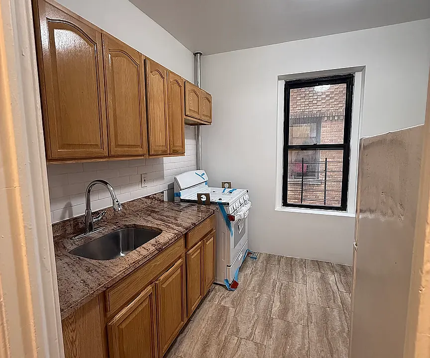 3165 Decatur Ave #11F