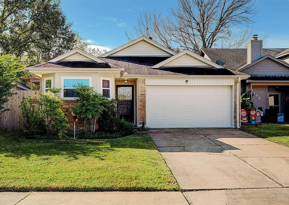 1st image of 1106 Camelot Ln