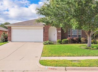 3425 Oxford St, Midlothian, TX 76065