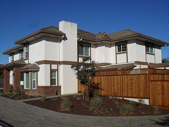 3rd image of 10260 Tula Ln