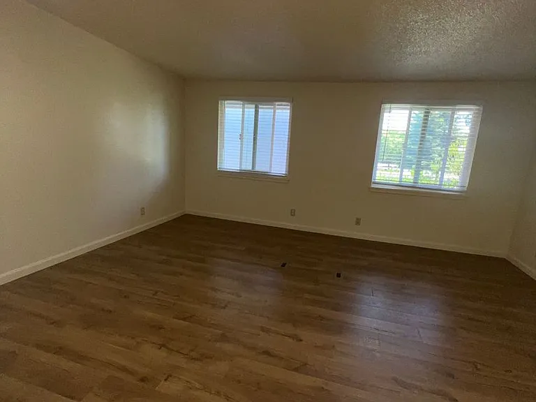 The Loft Apartments — Photo 72
