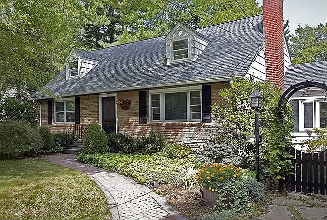 23 Shady Brook Ln photo 1