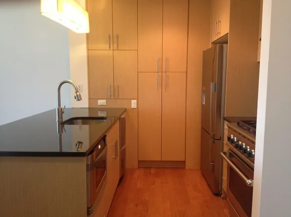 5-49 Borden Ave #7K, Long Island City, NY 11101