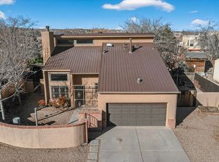 5419 Kachina St NW, Albuquerque, NM 87120