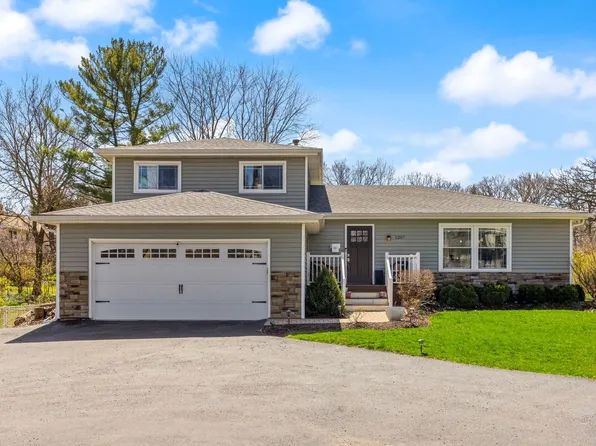 1207 55th St, Downers Grove, IL 60515