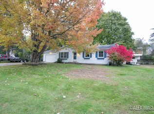 4444 Bonanza Dr NE, Grand Rapids, MI 49525